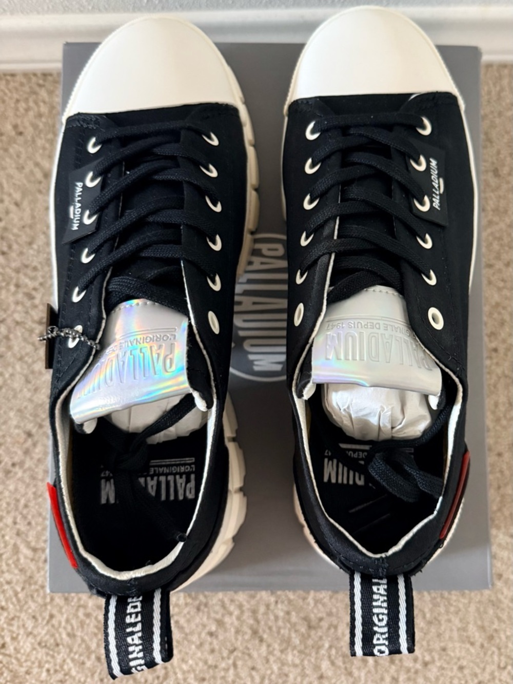 Palladium Women’s Black Canvas Sneakers with Cream Platform Sole - Picture 2 of 4